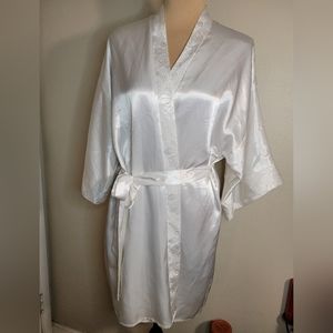 L.A. Intimates Robe